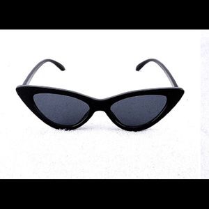 Cute black sunglasses